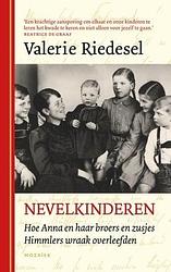 Foto van Nevelkinderen - valerie riedesel - paperback (9789023957249)