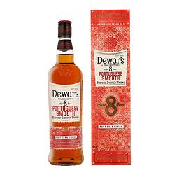 Foto van Dewar'ss 8 years portuguese smooth 70cl whisky + giftbox