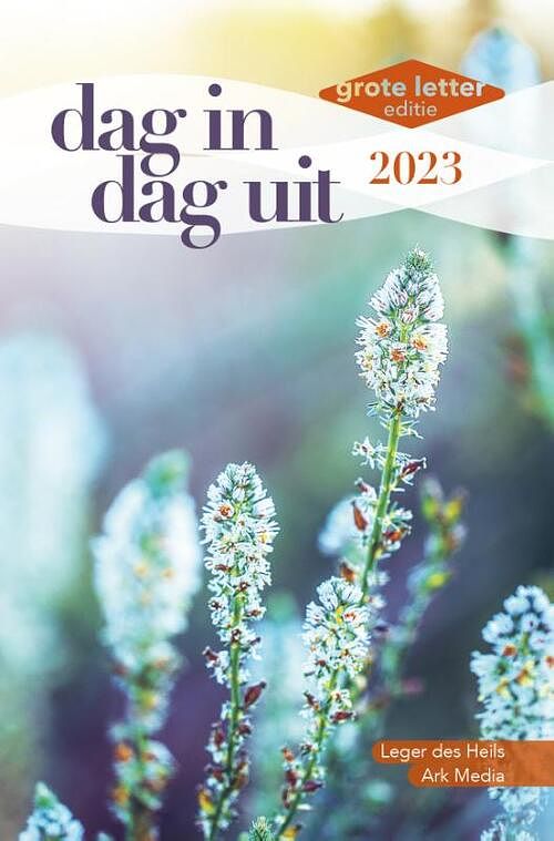 Foto van Dag in dag uit 2023 - paperback (9789033803024)