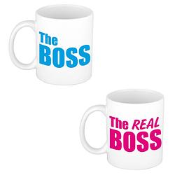 Foto van The real boss en the boss cadeau mok / beker wit met roze en blauwe letters 300 ml - feest mokken