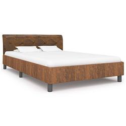 Foto van The living store bedframe - klassiek bruin - 120 x 200 cm - hout en mdf