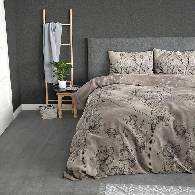 Foto van Dekbedovertrek cora - lits-jumeaux (240x220 cm) - taupe polycotton - dessin: - sleeptime elegance - dekbed-discounter.nl