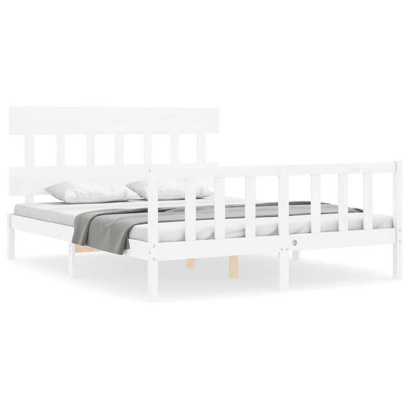 Foto van The living store bedframe - massief grenenhout - wit - 205.5 x 165.5 x 81 cm - geschikt voor matras 160 x 200 cm -