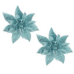 Foto van 2x stuks decoratie bloemen kerstster ijsblauw glitter op clip 15 cm - kersthangers