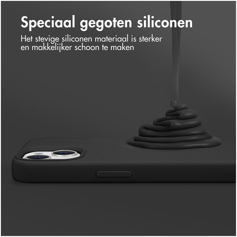 Foto van Accezz liquid silicone backcover google pixel 9 pro xl telefoonhoesje zwart