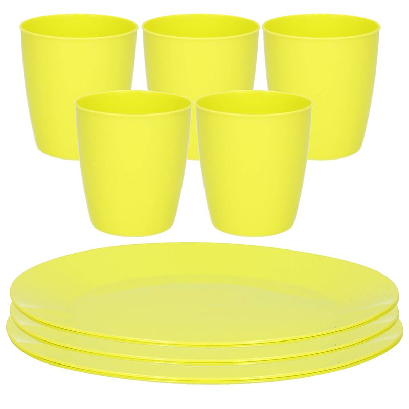 Foto van Kunststof ontbijt/diner 8x bordjes 26 cm en 10x bekertjes 300 ml set groen - campingborden