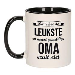 Foto van Leukste en meest geweldige oma cadeau koffiemok / theebeker wit met zwart 300 ml - feest mokken