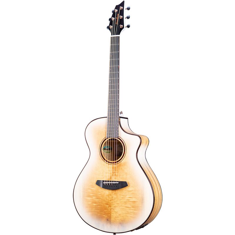 Foto van Breedlove eco collection pursuit exotic s concert myrtlewood white sand ce limited edition e/a westerngitaar