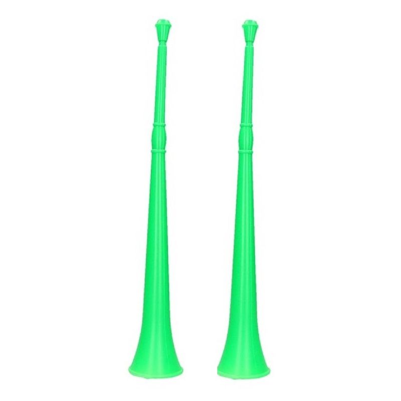 Foto van 2x stuks groene vuvuzela grote blaastoeter 48 cm - speelgoedinstrumenten