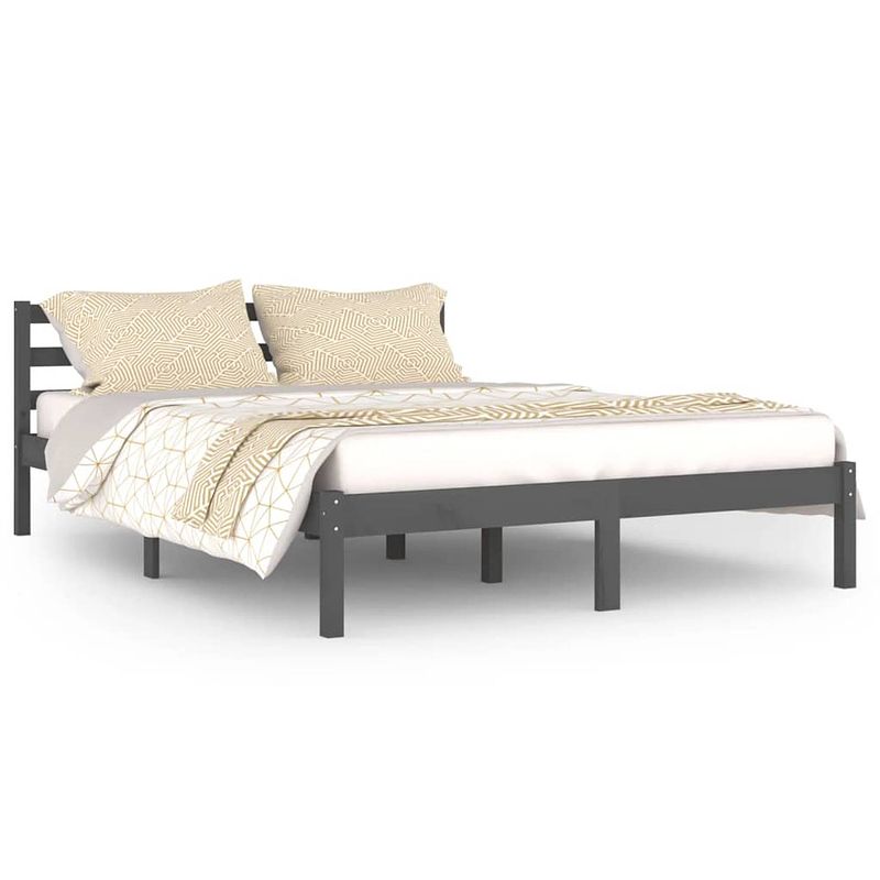 Foto van The living store bed grenenhout - grijs - 205.5 x 145.5 x 69.5 cm - stevig bedframe - comfortabel hoofdeinde