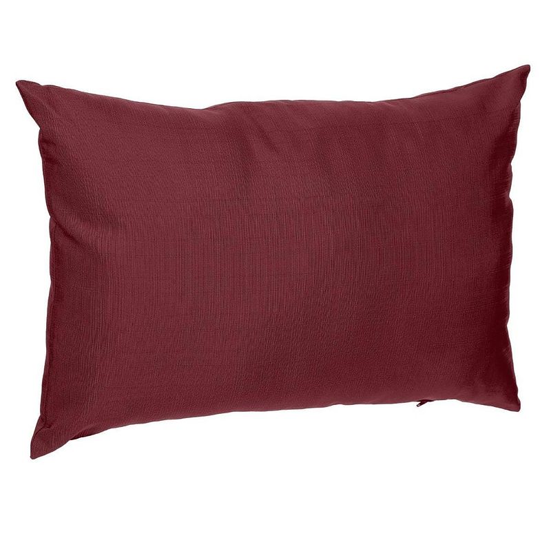 Foto van Bank/sier/tuin kussens voor binnen en buiten in de kleur bordeaux rood 30 x 50 x 10 cm - tuinstoelkussens