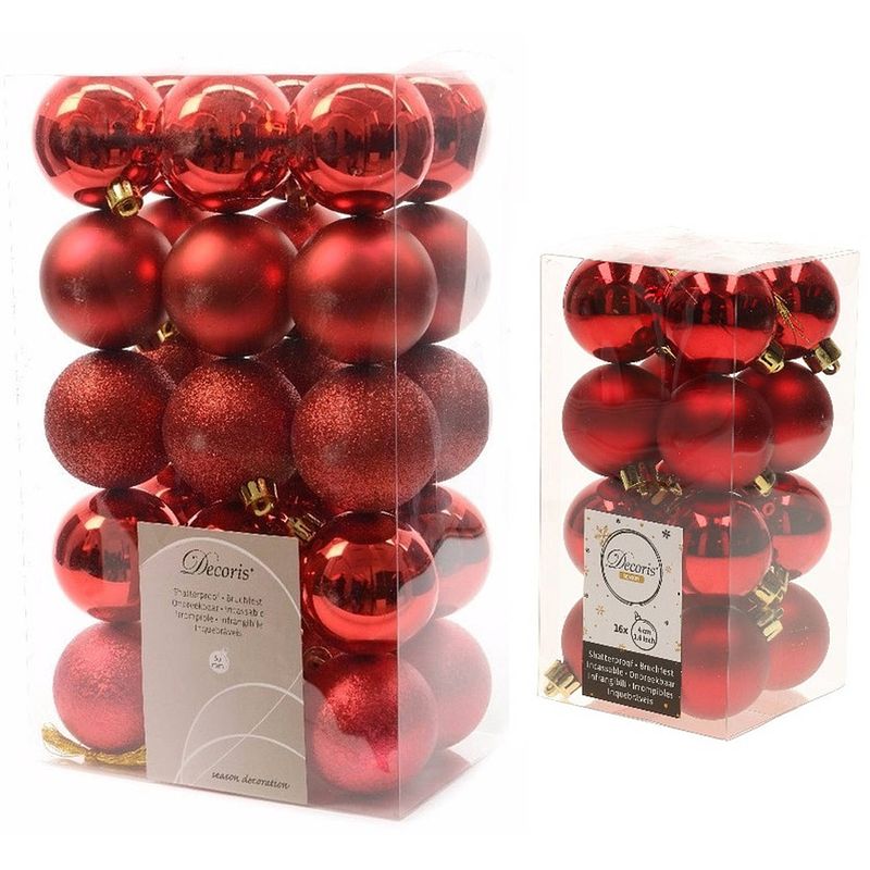 Foto van Kerstversiering kunststof kerstballen rood 4-6 cm pakket van 46x stuks - kerstbal