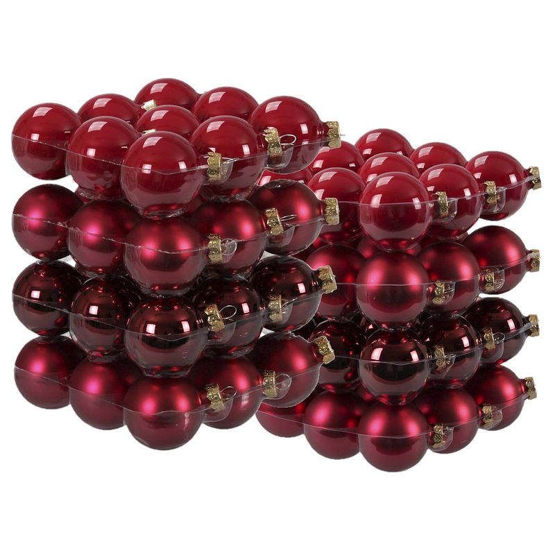 Foto van 72x stuks glazen kerstballen rood/donkerrood 4 en 6 cm mat/glans - kerstbal