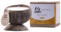 Foto van We love the planet coconut candle cool coco