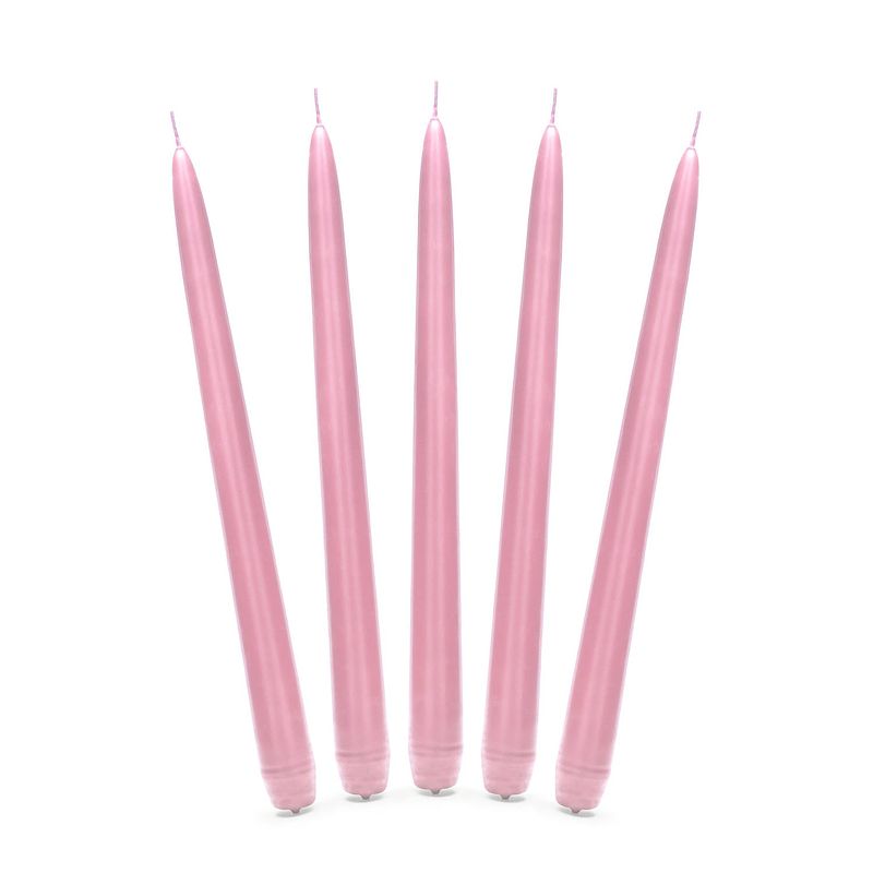 Foto van 10x stuks dinerkaarsen licht roze 24 cm - dinerkaarsen