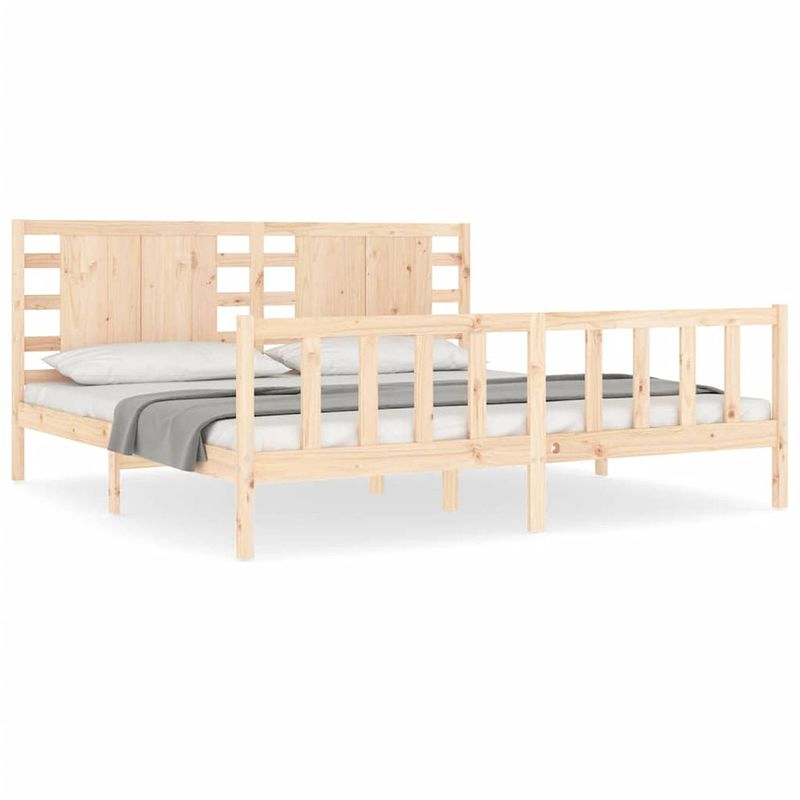 Foto van The living store massief grenenhouten bedframe - 205.5 x 185.5 x 100 cm - multiplex lattenbodem