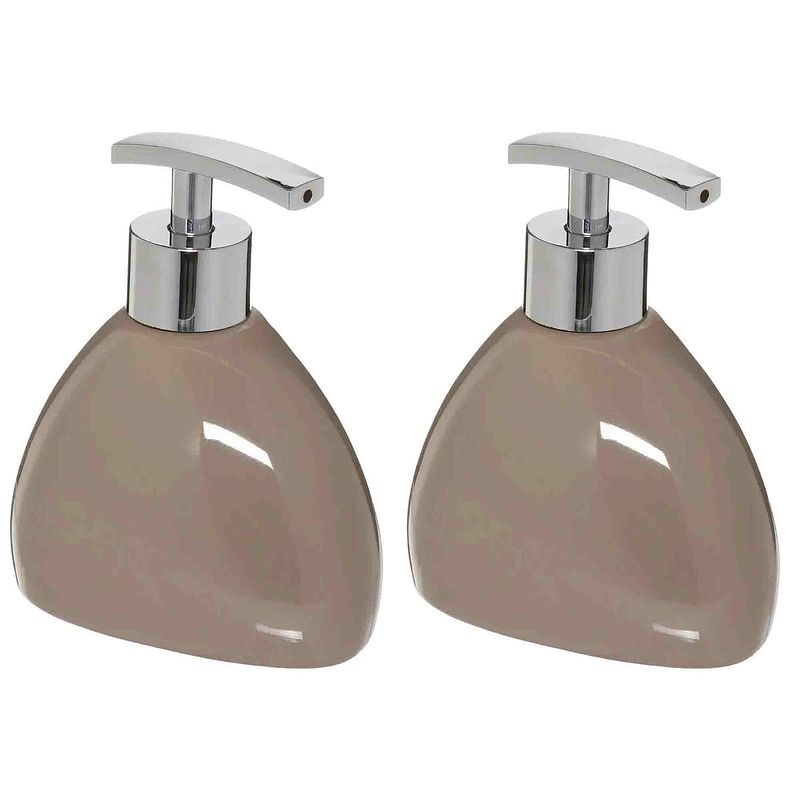 Foto van 2x stuks zeeppompjes/zeepdispensers van keramiek - taupe - 300 ml - zeeppompjes