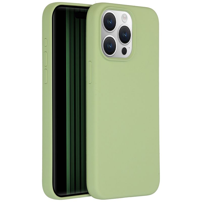 Foto van Accezz liquid silicone backcover met magsafe iphone 15 pro max telefoonhoesje groen