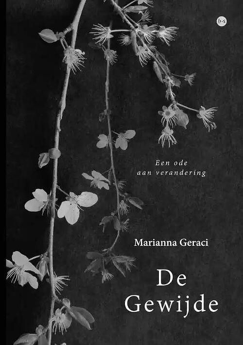 Foto van De gewijde - marianna geraci - paperback (9789464897258)