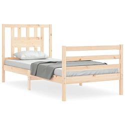 Foto van The living store bedframe massief grenenhout - - bed - 205.5 x 105.5 x 100 cm - multiplex lattenbodem