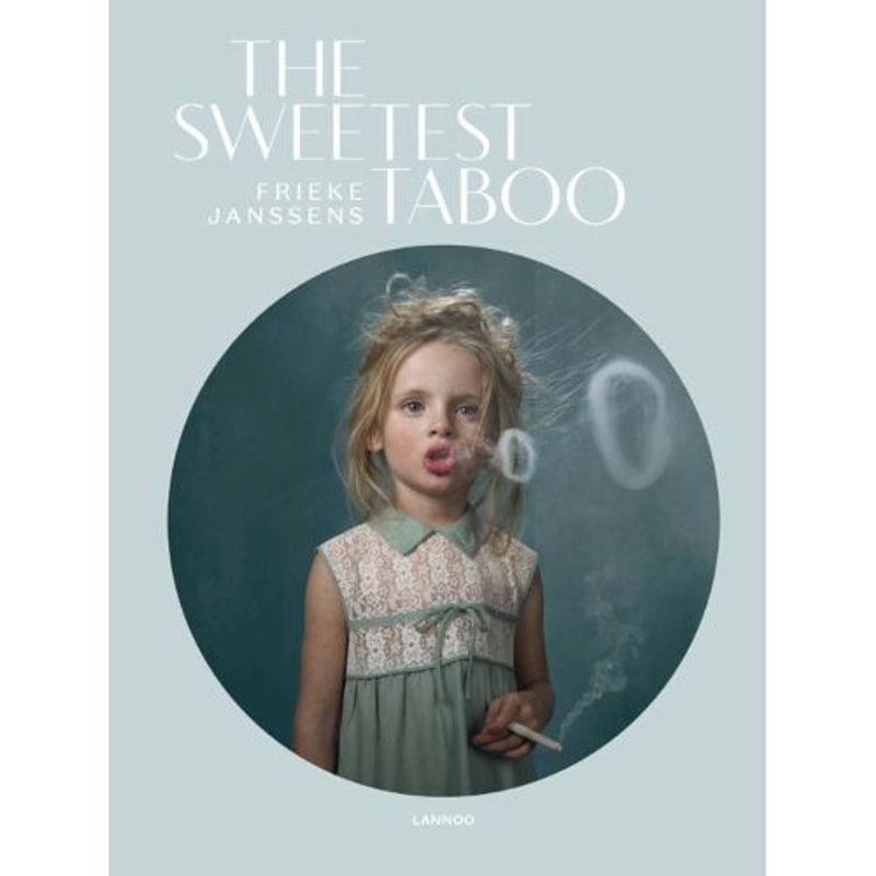 Foto van The sweetest taboo