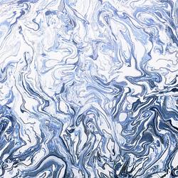 Foto van Dutch wallcoverings behang liquid marble blauw