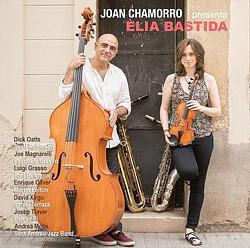 Foto van Joan chamorro presenta elia bastida - cd (8437014576122)