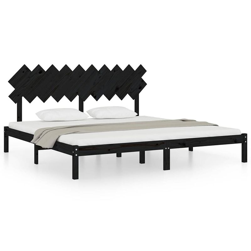 Foto van The living store bedframe - grenenhout - zwarte kleur - 205.5 x 205.5 x 31 cm - stevige lattenbodem - comfortabel