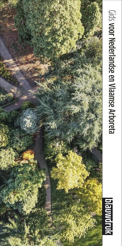 Foto van Gids voor nederlandse en vlaamse arboreta - g. van maanen, martine bakker, rené siemens - paperback (9789075271522)