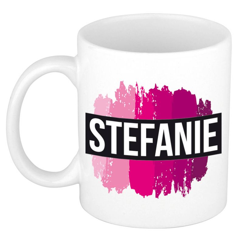 Foto van Naam cadeau mok / beker stefanie met roze verfstrepen 300 ml - naam mokken