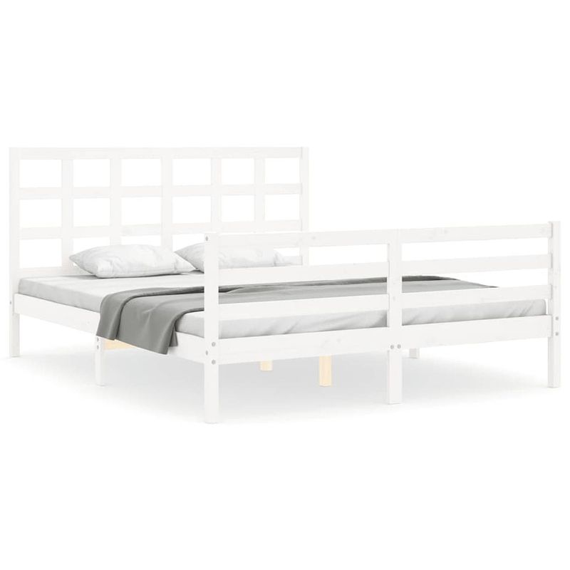 Foto van The living store bedframe - massief grenenhout - multiplex lattenbodem - 205.5 x 165.5 cm - wit