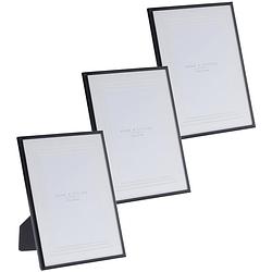 Foto van 3x stuks aluminium fotolijst zwart geschikt voor een foto van 15 x 20 cm - fotolijsten