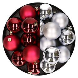 Foto van 24x stuks kunststof kerstballen mix van donkerrood en zilver 6 cm - kerstbal