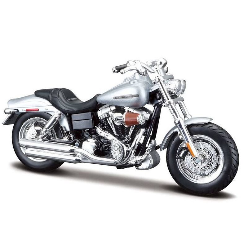 Foto van Maisto schaalmodel harley davidson 2009 fxdfse cvo fat bob 1:18 zilver