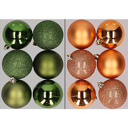 Foto van 12x stuks kunststof kerstballen mix van appelgroen en koper 8 cm - kerstbal