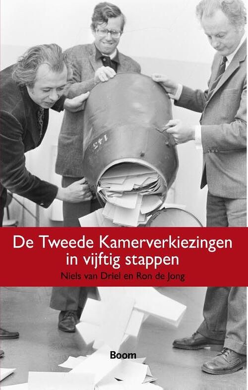 Foto van De tweede kamerverkiezingen in vijftig stappen - niels van driel, ron de jong - ebook (9789461275226)