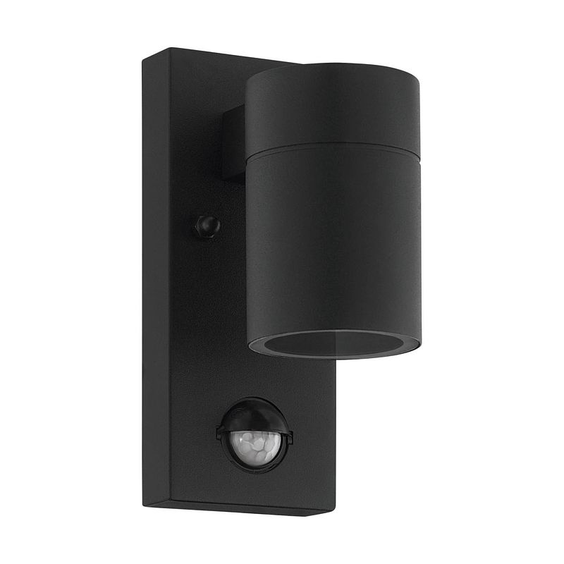 Foto van Eglo riga 5 wandlamp buiten - sensor - gu10 - 16,5 cm - sensor - zwart