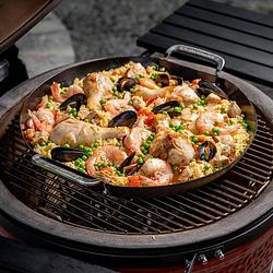 Foto van Karbon steel paella pan kamado joe