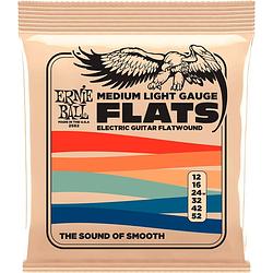 Foto van Ernie ball 2582 flats medium light gauge 12 - 52 flatwound snarenset voor gitaar