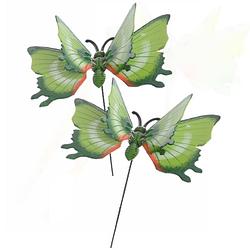 Foto van 2x stuks metalen vlinder groen 17 x 60 cm op steker - tuindecoratie vlinders - dierenbeelden