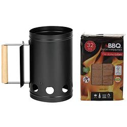 Foto van Bbq/barbecue briketten starter met houten handvat zwart 27 cm met 32x bbq aanmaakblokjes - barbecuegereedschapset