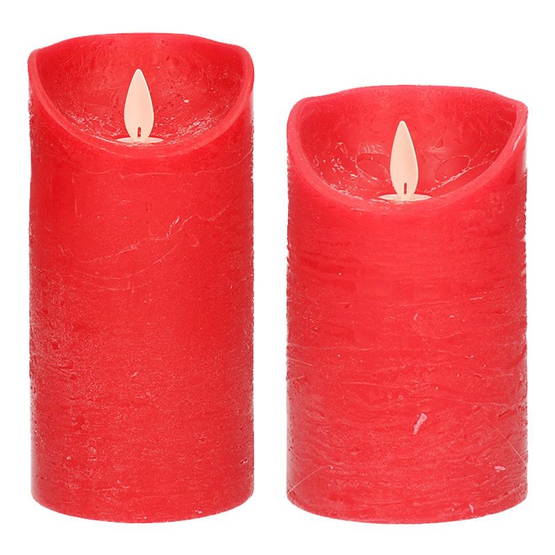 Foto van Set van 2x stuks rode led kaarsen met bewegende vlam - led kaarsen