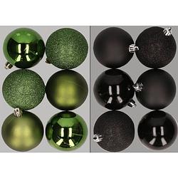 Foto van 12x stuks kunststof kerstballen mix van appelgroen en zwart 8 cm - kerstbal
