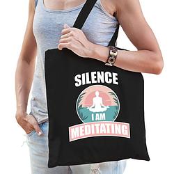 Foto van Silence i am meditating katoenen tas zwart voor volwassenen - sport / hobby tasjes - feest boodschappentassen