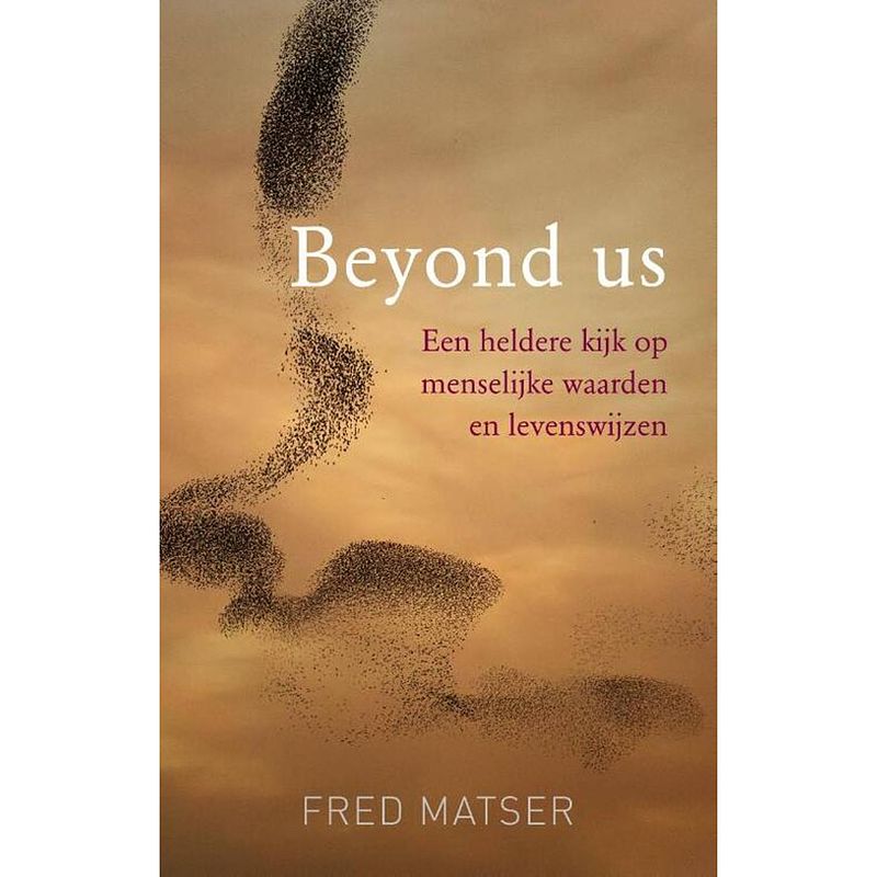 Foto van Beyond us