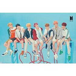 Foto van Gbeye bts group blue poster 91,5x61cm