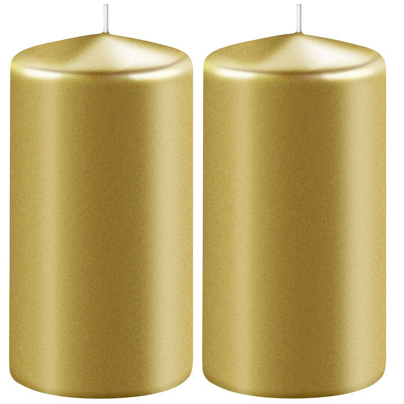 Foto van 2x kaarsen metallic goud 6 x 12 cm 45 branduren sfeerkaarsen - stompkaarsen