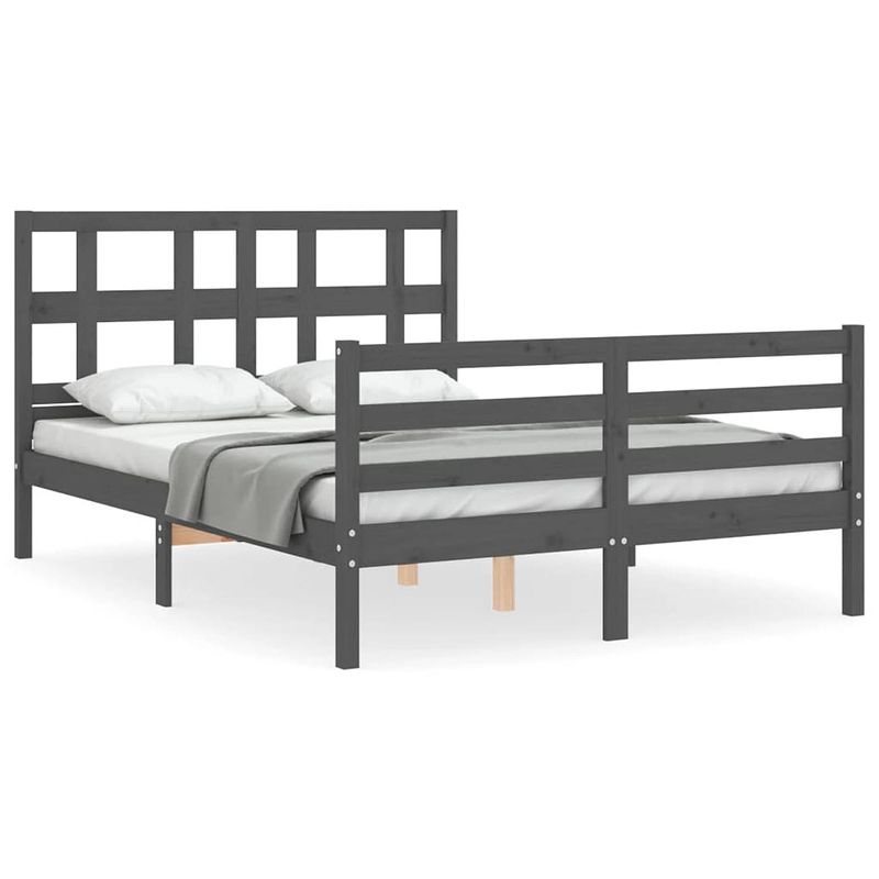 Foto van The living store-bedframe-met-hoofdbord-massief-hout-grijs-140x190-cm - bed