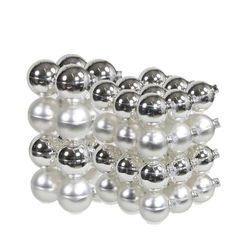 Foto van 52x stuks glazen kerstballen zilver 6 en 8 cm mat/glans - kerstbal