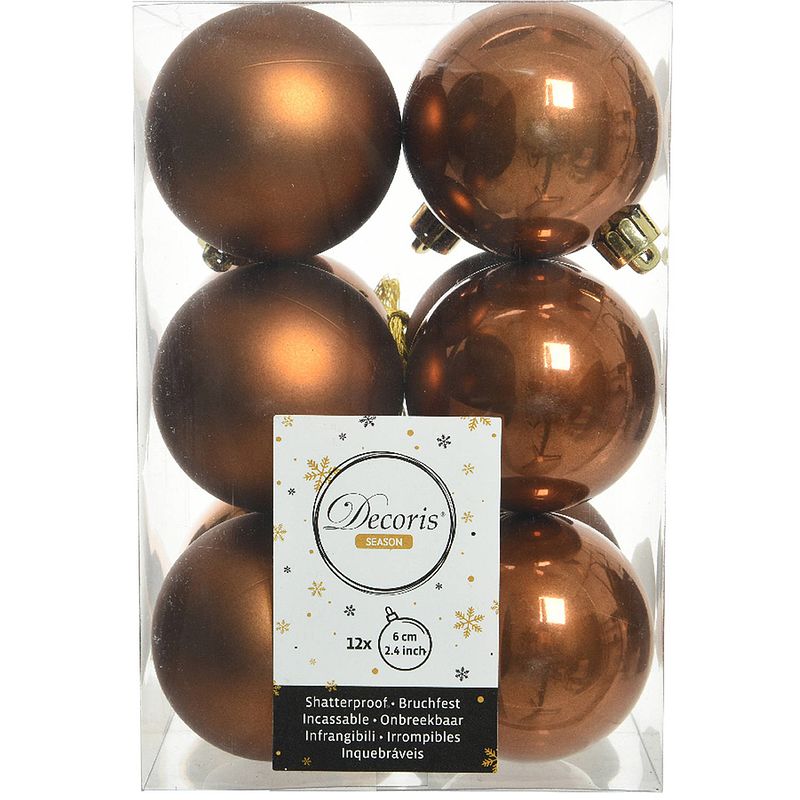 Foto van 12x stuks kunststof kerstballen kaneel bruin 6 cm glans/mat - kerstbal